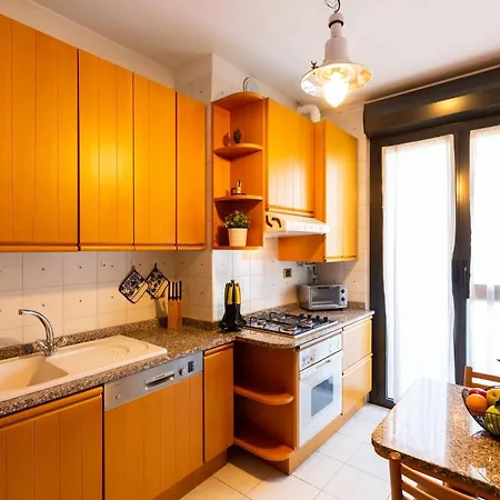 Apartment Fara Haus Deluxe - 2 Bedrooms Milan