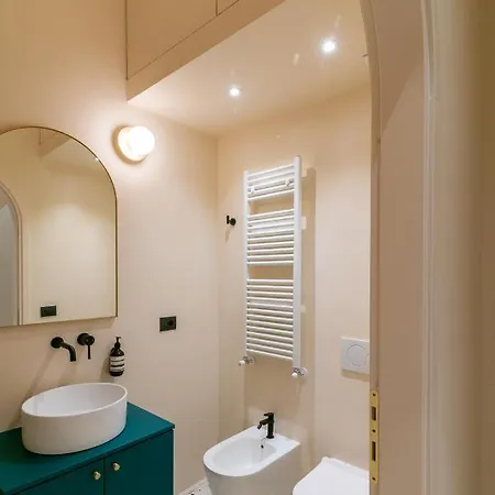 Youhosty - Borgonuovo 4 Daire Milano