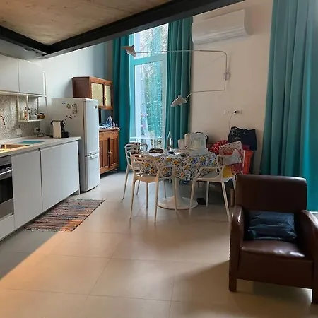 Apartment Open Space City Center Con Terrazzo E Due Bagni Milan