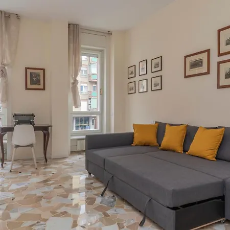 شقة Joivy Modern 2bed Flat With Balcony, 250m From M5 Foppa And M2 Sant'agostino *