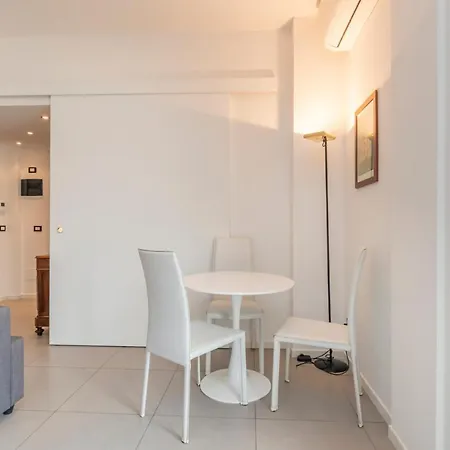 Cosy 1 Bed Flat With Terrace