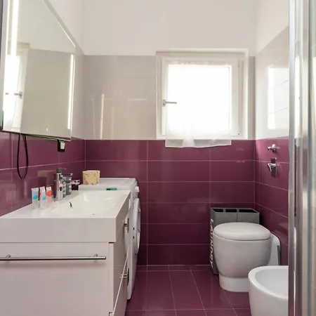 Cosy 1 Bed Flat With Terrace * Milan