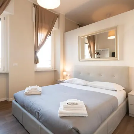 Via Torino 1 Appartement *