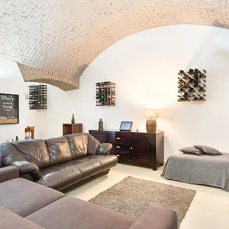 La Cantinetta Di - The Wine Cave In Milan, Huge 110sqm Next To Station Daire Milano