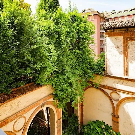 Apartment ℒovely & ℰlegant Next To Duomo/missori Milan