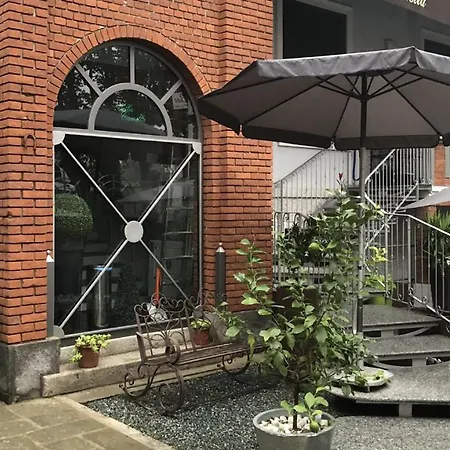 Villa Camilla Milano Metro 4 Milão