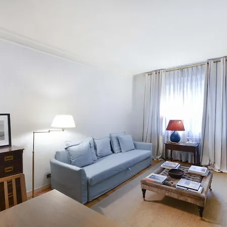 Appartement Roomy In Missori Near Metro And Duomo