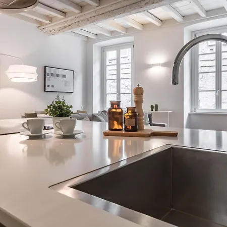Altido Elegant Apartment In Perfect Centre Apartment *