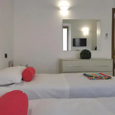 Bnbook Magellano-dergano Metro Apartment *