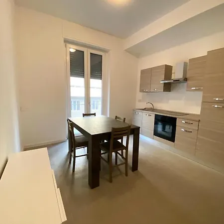 Farolfi Corso Di Porta Vittoria Milano