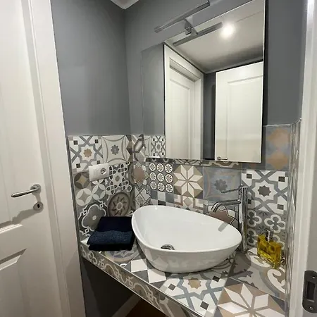 The Small White House In * Milan