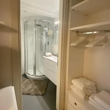 Joivy Modern Studio Near City Centre Appartamento