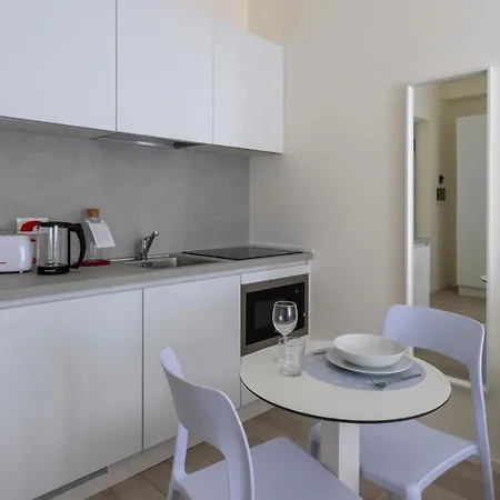 Apartment Italianway - The B Village Business