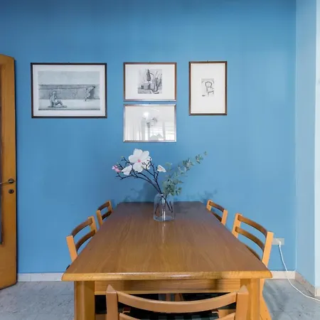 Altido Quiet Apt For 4 With Terrace Near Train Station Apartamento *