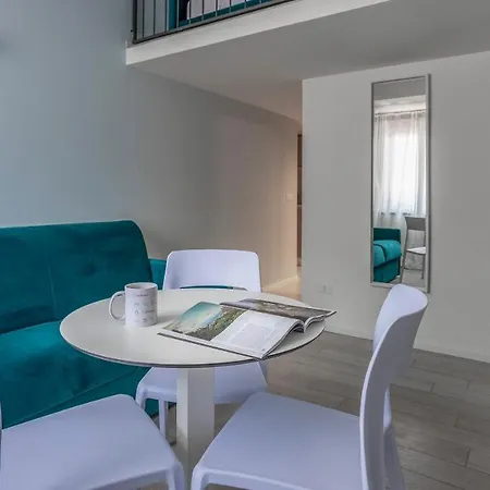 Italianway Apartamento *
