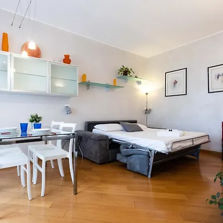 Apartment Rembrandt 27 Milan