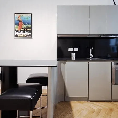 Apartman Leopardi21 *