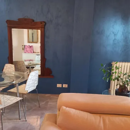 Home Suite Home - Super Attic Suite -With Free Parking - Zone Iulm & Naba & Navigli - Metro Subway Romolo Apartamento *