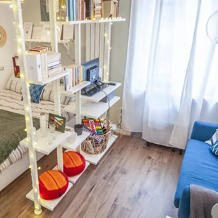 Fancy Studio In A Lively District *