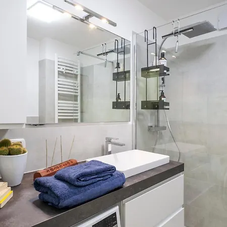 Fancy Studio In A Lively District Milan