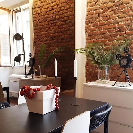 Red Bricks Porta Venezia - Tadino 17 3P Apartment Milan