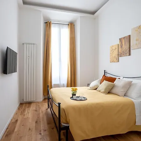 Rent - Duomo Brera - Elegant In Design District דירה מילאנו