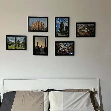 East Uptown High Tech Studio Apartment Milan