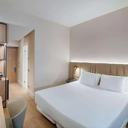 Hotell Nh Corso Buenos Aires 4*