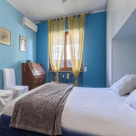 Apartamento Altido Quiet Apt For 4 With Terrace Near Train Station Milão