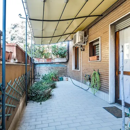 Altido Quiet Apt For 4 With Terrace Near Train Station * Milão