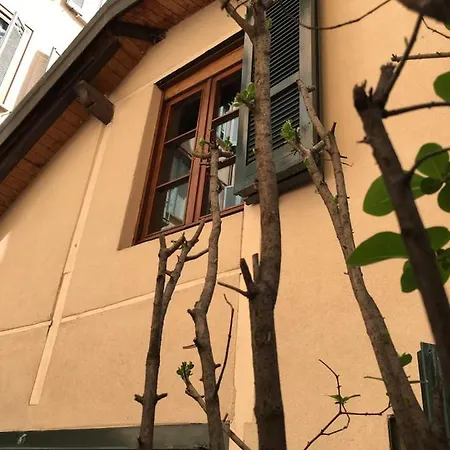 Appartement Independent Courtyard House In Center *