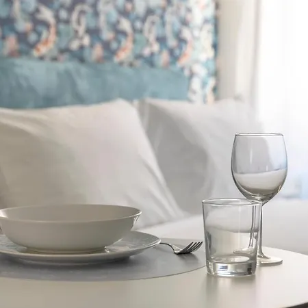 Italianway - The B Village Business Apartment