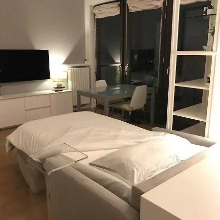 Fiera Milanocity View With Terrace Next To Shopping Mall Apartment Milan