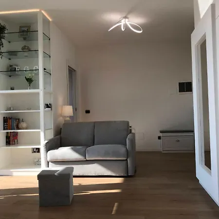 Fiera Milanocity View With Terrace Next To Shopping Mall * Milan