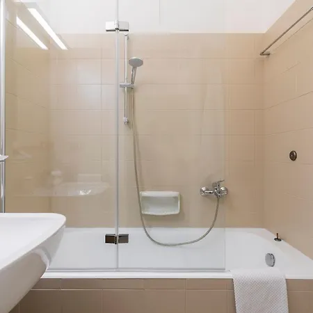 Contempora - Elvezia 8 - E32