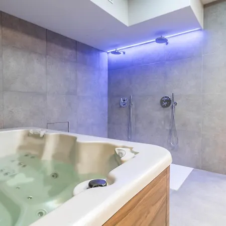 Apartment Joivy San Cristoforo - Terrace, Gym & Milan