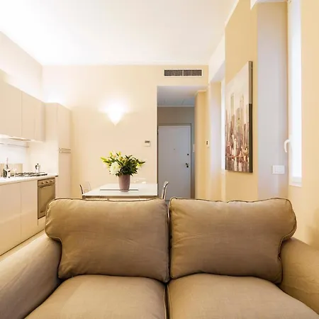 Contempora - Cavallotti 13 - B24 * Μιλάνο