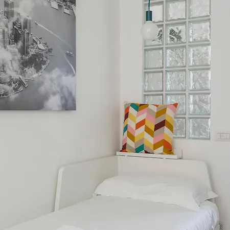 Hostmate - Milano- Varanini's Corner- Nolo شقة ميلان