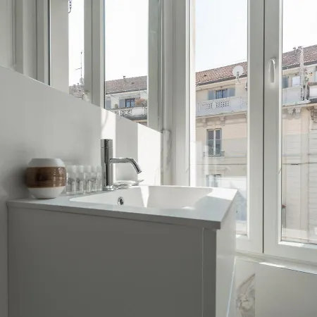 The Rent - Spacious In Paolo Sarpi