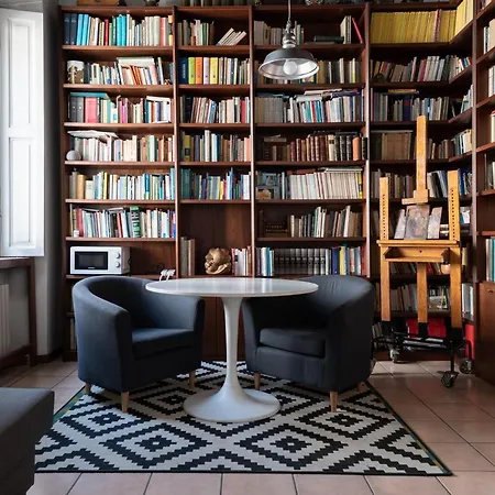 Sarpi House