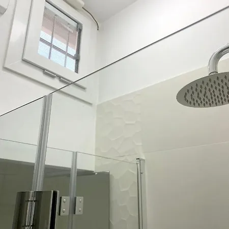 Apartment Flatwentyone Renovated Apt With Wifi & Ac! *