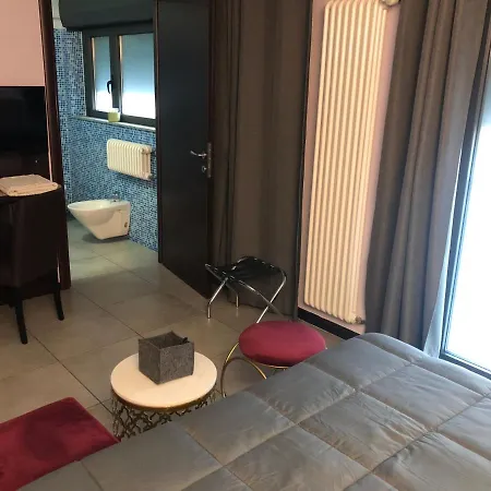 Villa Camilla Milano Metro 4 Milão