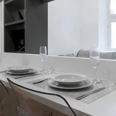 Italianway Easy - Sarpi 10 A * Mediolan