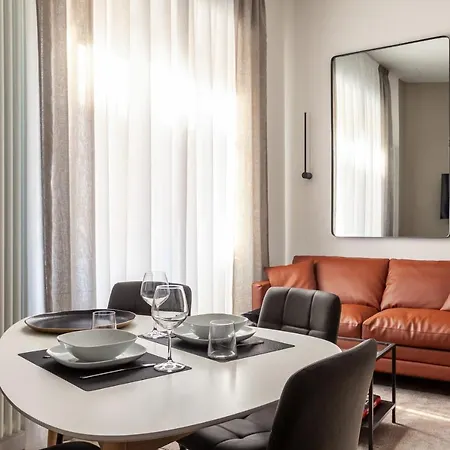 Apartment Golden Prestige Milan