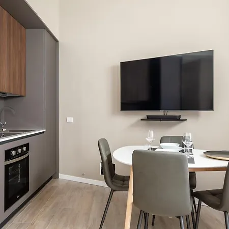 Golden Prestige Apartment