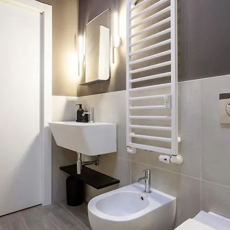 Golden Prestige Apartment