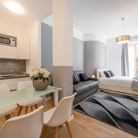 Royal - Centro Cadorna Apartman Milánó