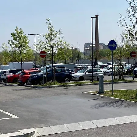 East Uptown High Tech Studio Milan