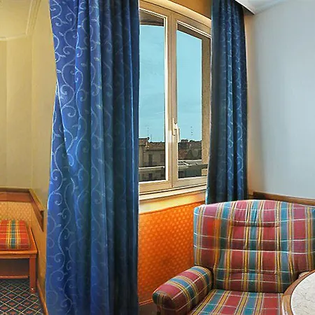 Hotel Capitol