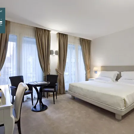 Maison | Esperienze 4*